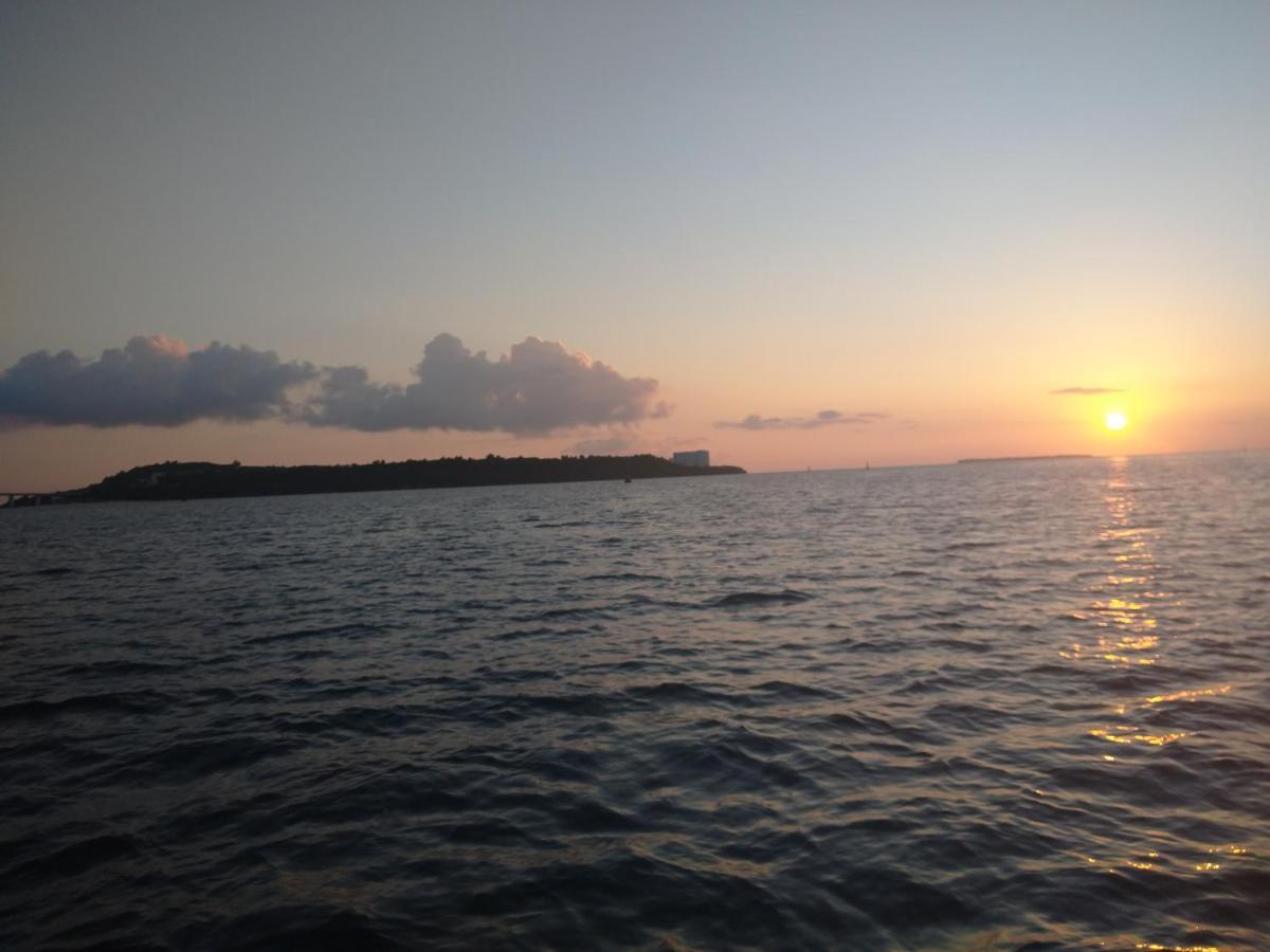 Sesoko Island Guest House Kafuu Village Мотобу Екстериор снимка